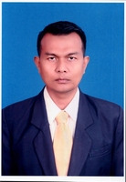 นายปรีชา แดงหลี