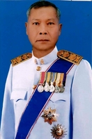 นายถวัลย์ หงษ์ไทย