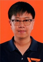 นายชุติพงศ์ พิภพภิญโญ