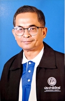 นายสมบูรณ์ มีนาค