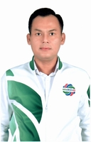 นายนคเรศ ฤทธิรอน