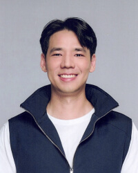 นายวรายุทธ จงอักษร