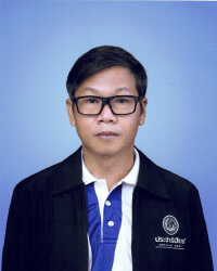 นายกริชเพชร พลศรี